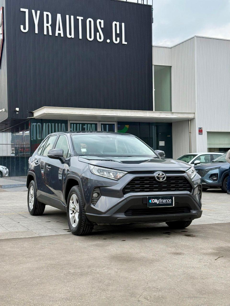 TOYOTA RAV 4