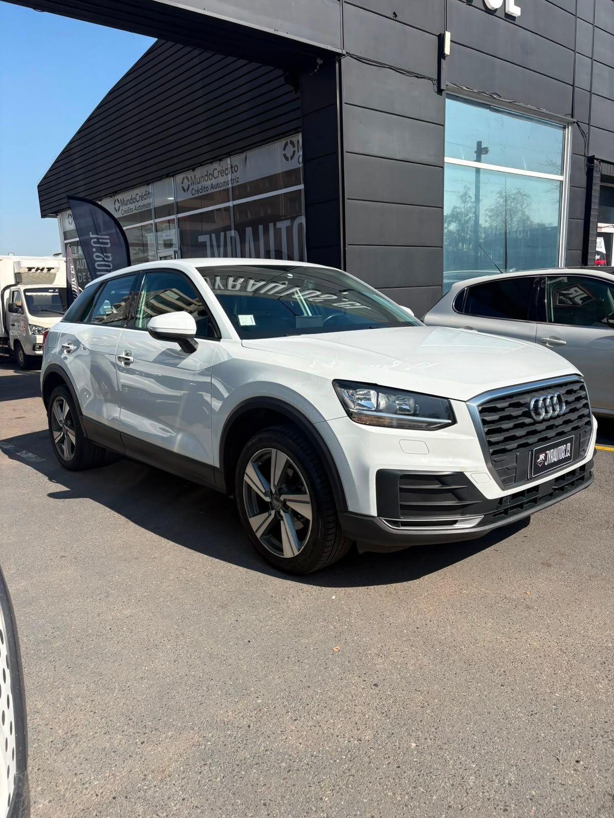 AUDI Q2