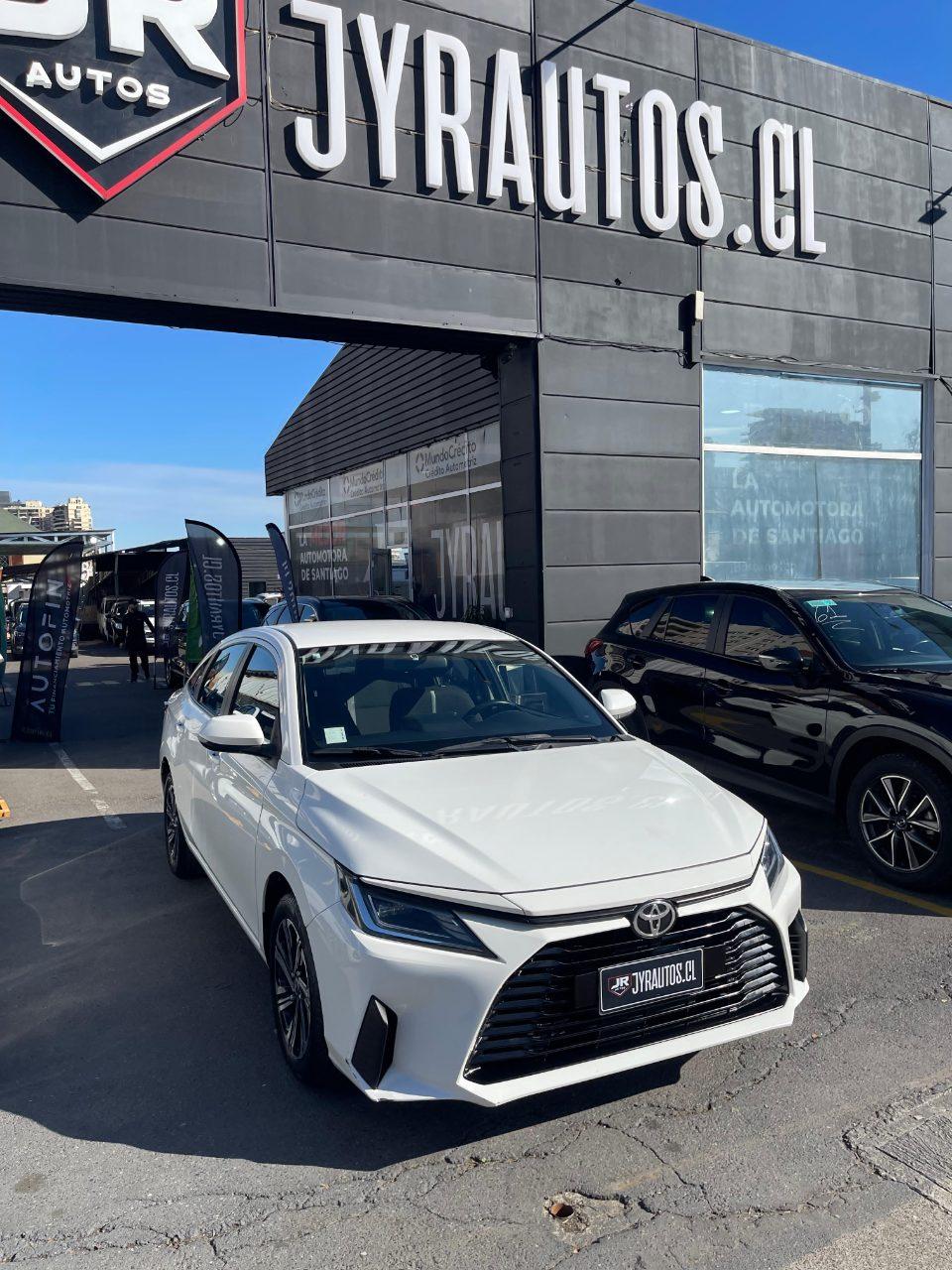 TOYOTA YARIS