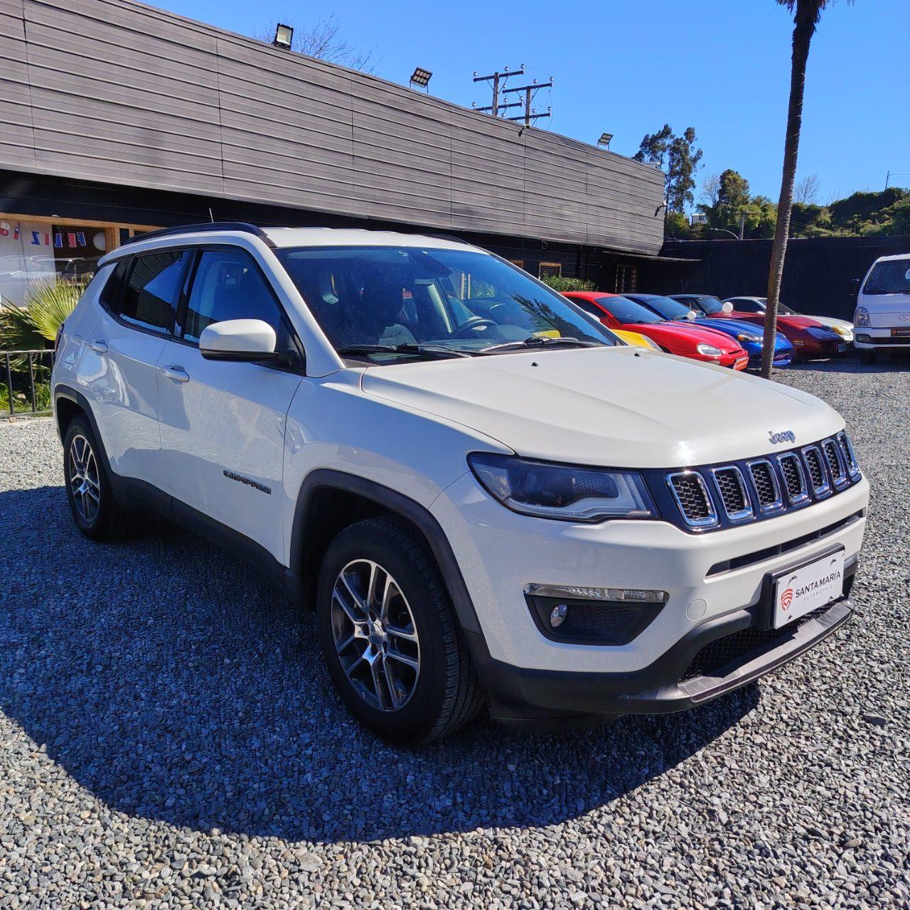 Jeep Compass — foto 2 de 40