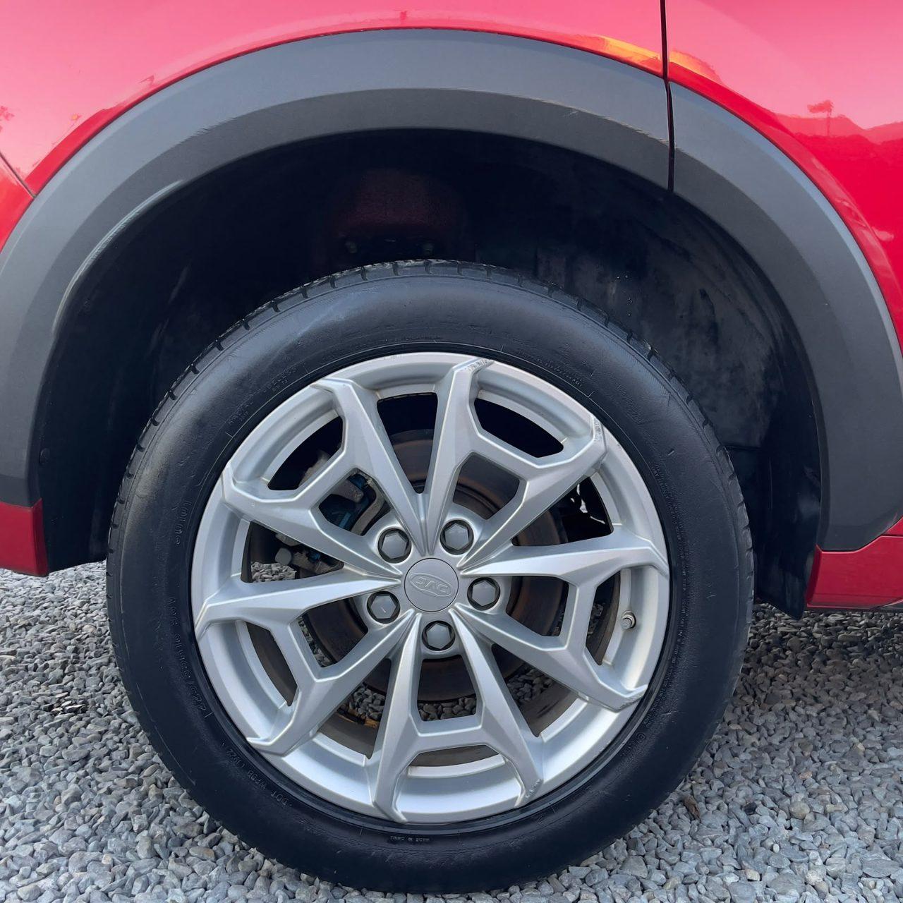 JAC Js8 — foto 12 de 40