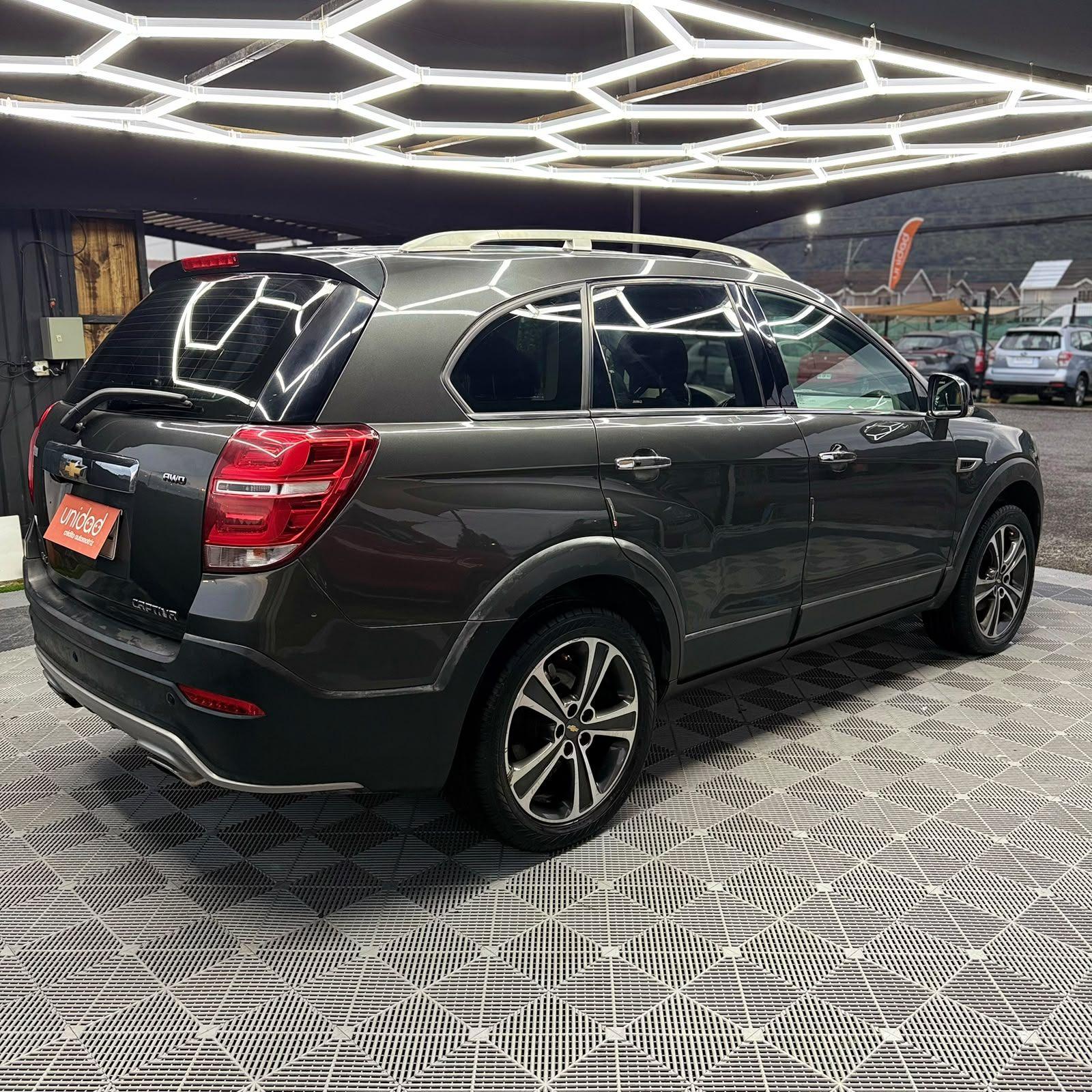 large car