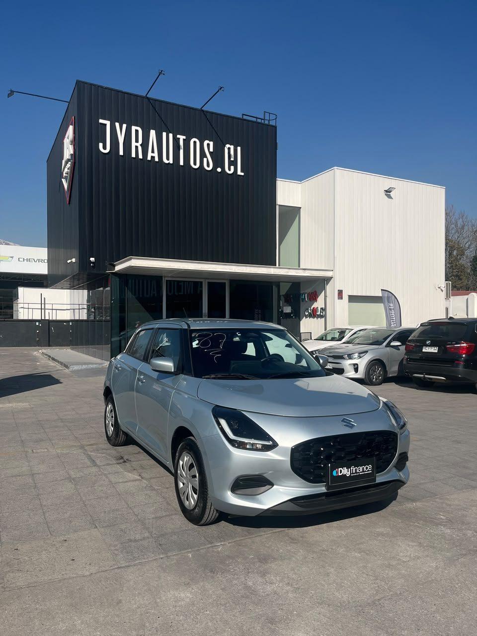 SUZUKI SWIFT