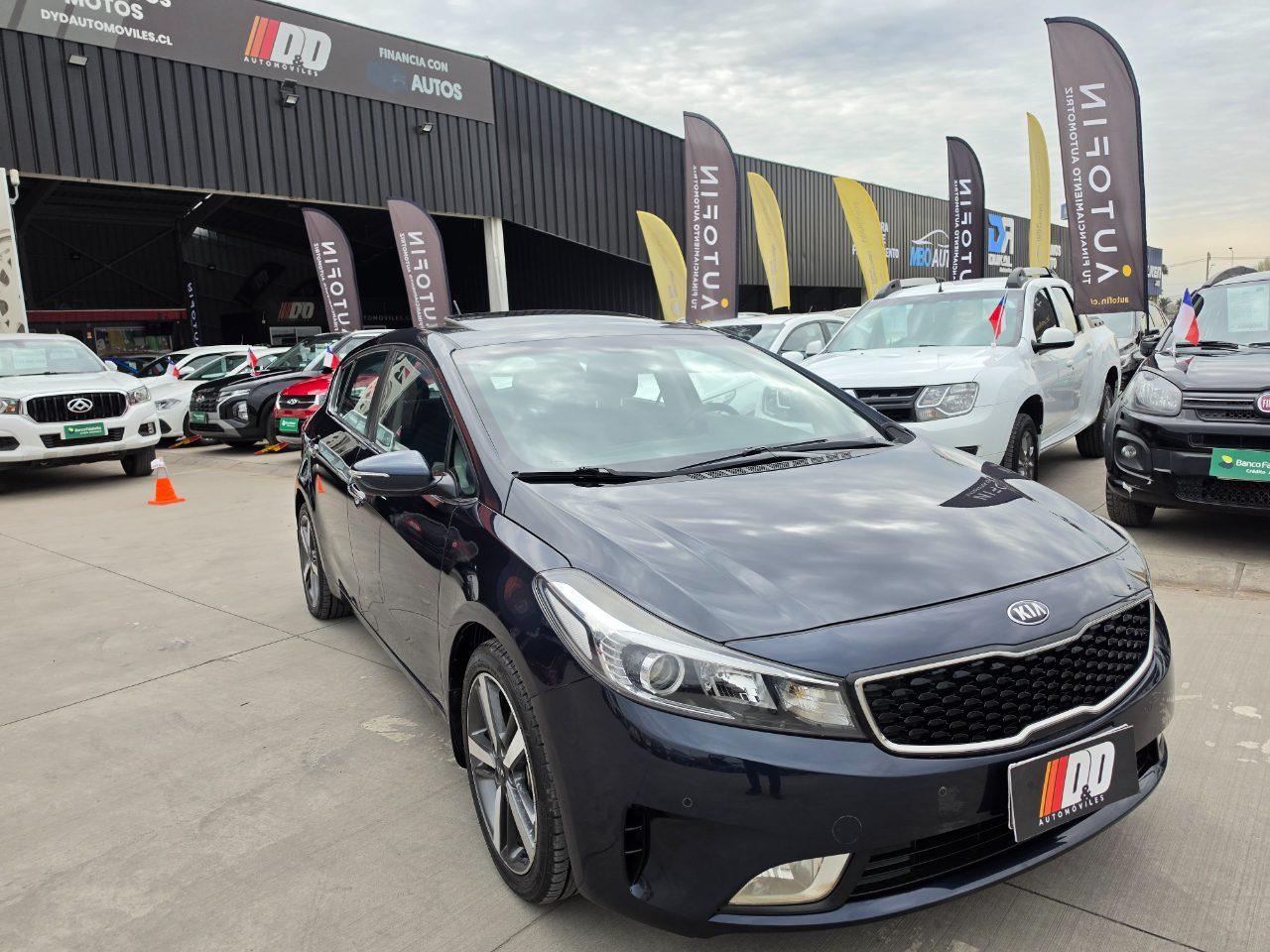 KIA Cerato 5 1.6Cc Sx Mecanico 6Mt