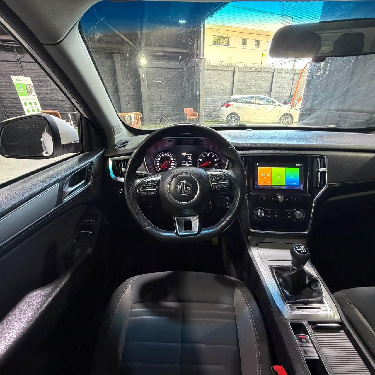MG Rx5 — foto 9 de 40