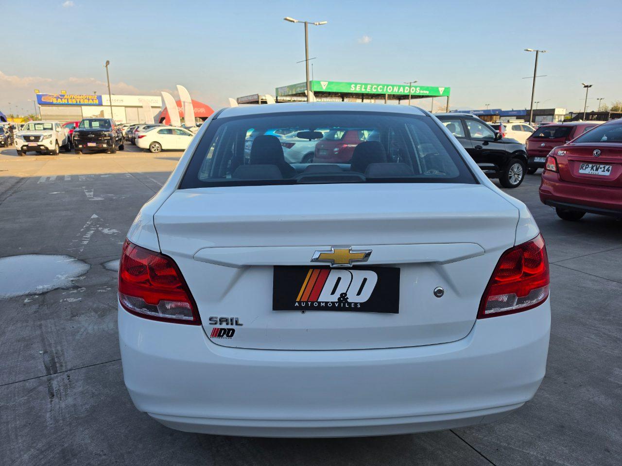 Chevrolet Sail 1.5Cc — foto 6 de 18