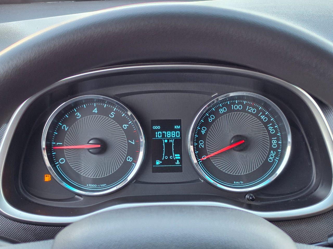 Chevrolet Sail 1.5Cc — foto 13 de 18