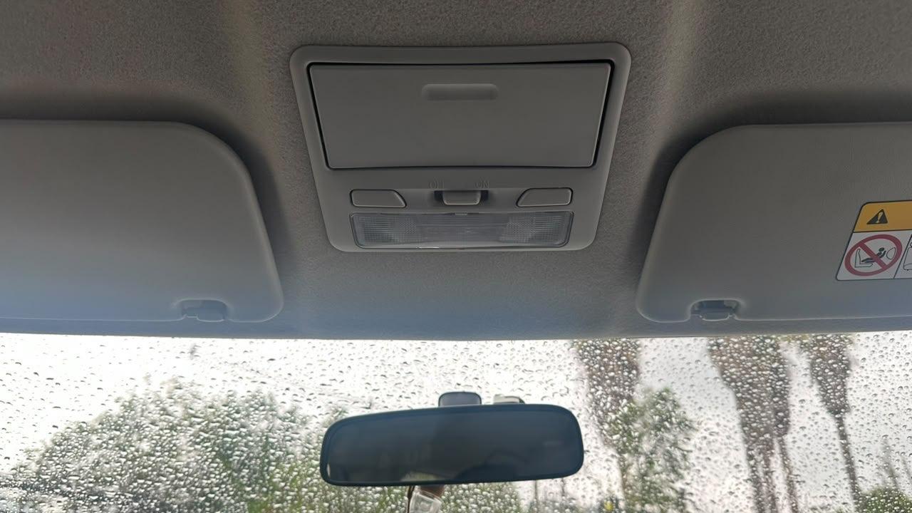 Mitsubishi L200 — foto 12 de 22