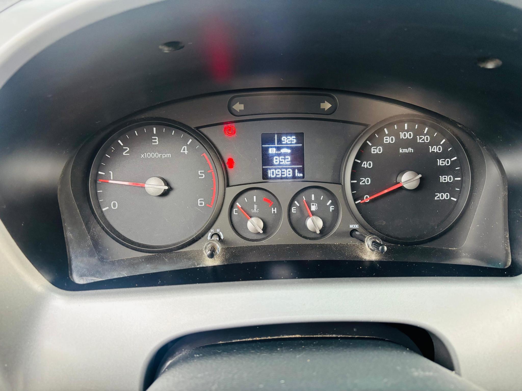 KIA Frontier — foto 11 de 18