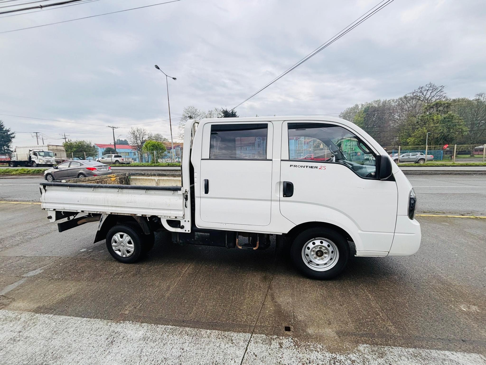 KIA Frontier — foto 4 de 18