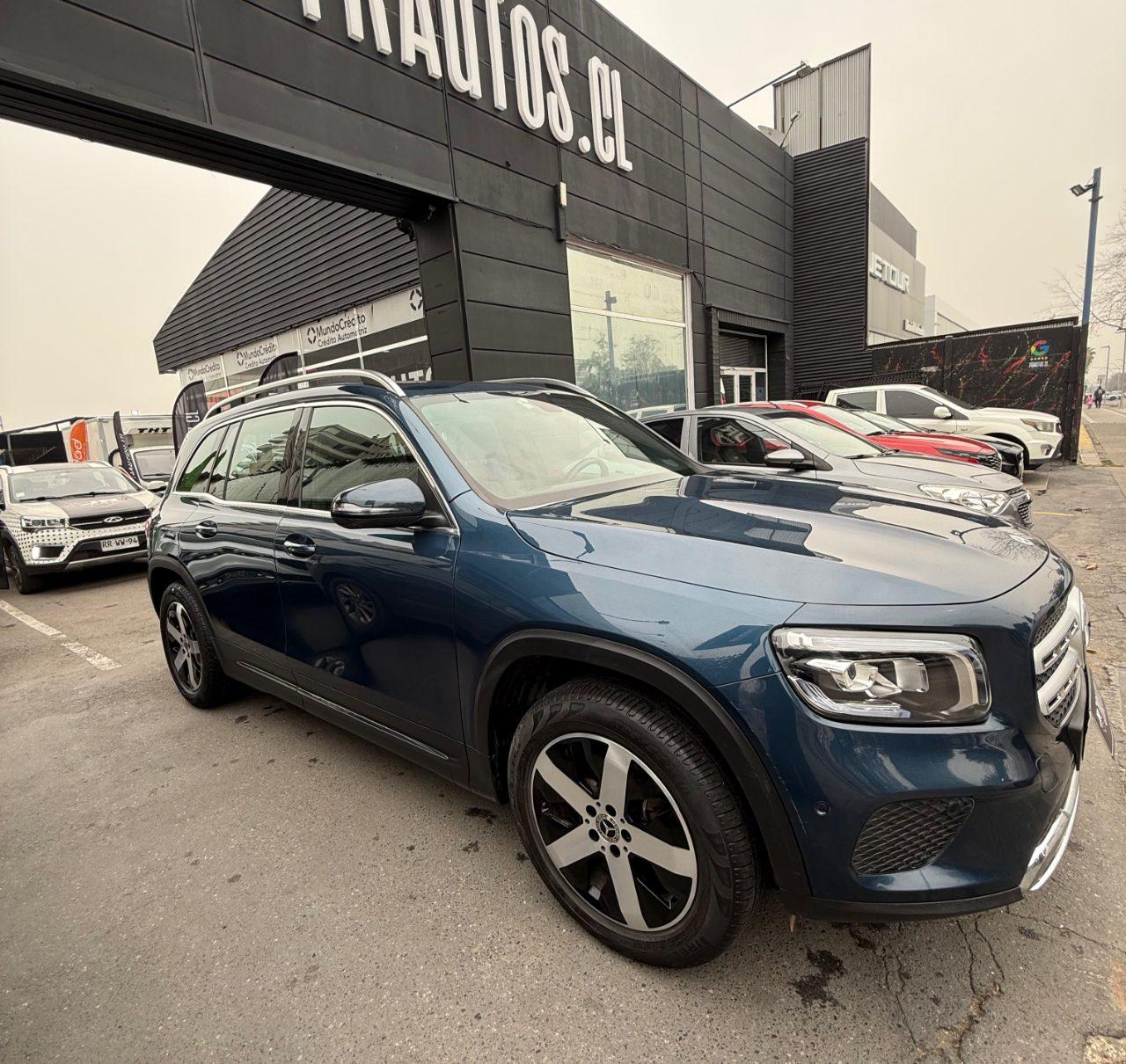 MERCEDES BENZ GLB